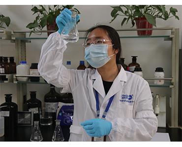 祝賀！集團(tuán)研發(fā)中心制劑所劉金玲榮獲 青島市總工會(huì)“青島工匠”稱(chēng)號(hào)